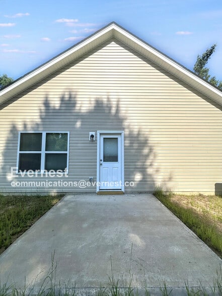 Building Photo - 406 Killian Ave