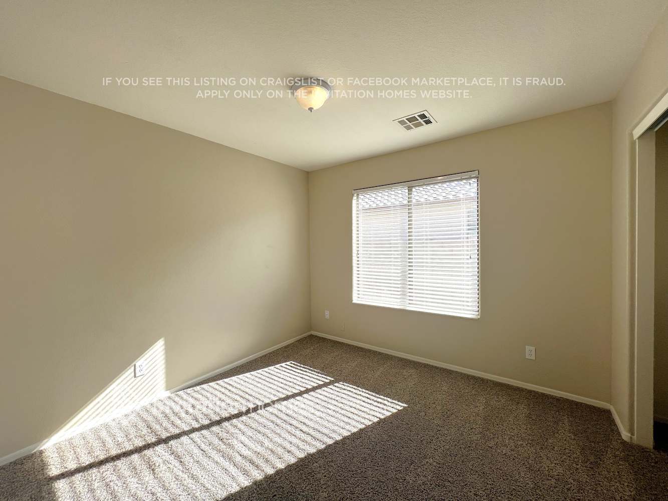 Building Photo - 19464 N Smith Dr