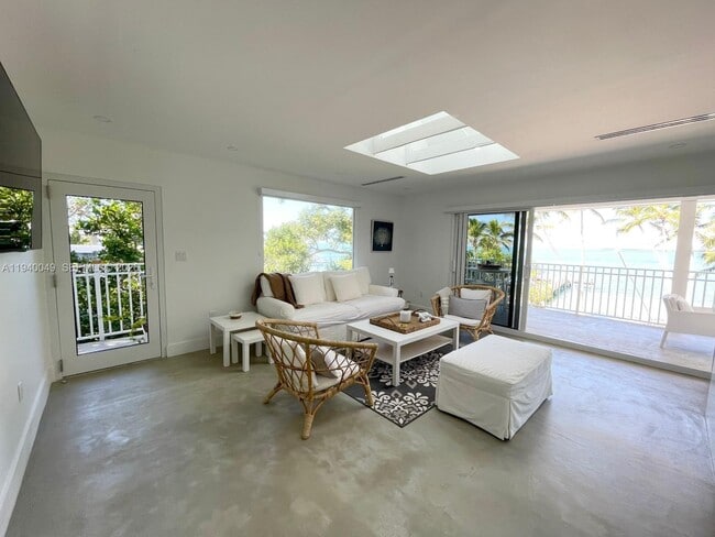 Building Photo - 96180 Overseas Hwy