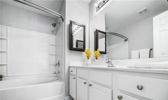 Building Photo - Dream Home in Pooler