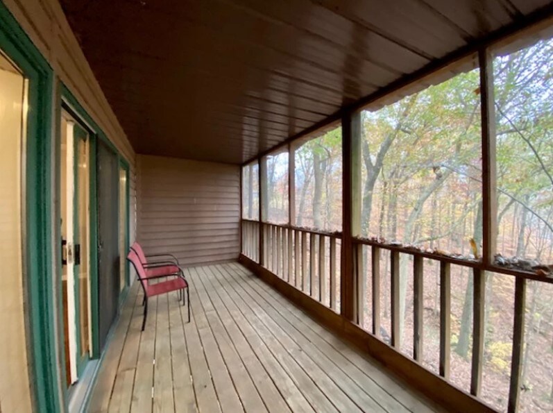 Building Photo - 9578 S Lake Ridge Dr