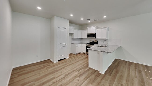 Building Photo - LUXURY BRAND NEW 3 Bedroom 2 Bath Duplex in Piedmont Schools (Neighborhood Park)