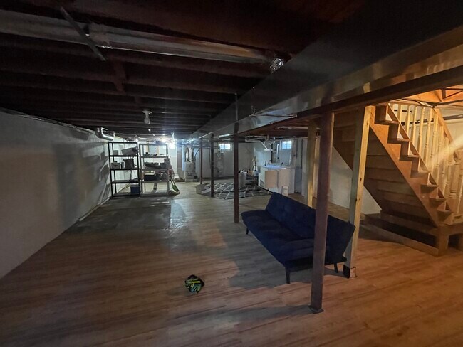 Building Photo - 1280 Lehman Ave