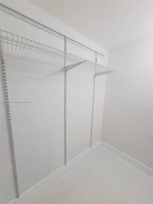 Building Photo - 5510 SW 139th Pl