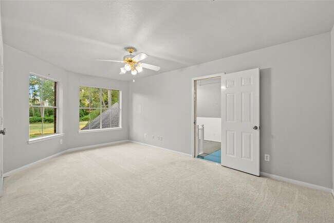 Building Photo - 14810 Cantwell Bend