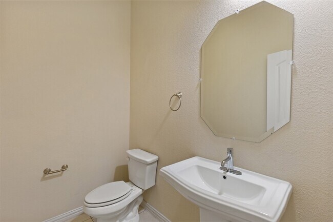 Building Photo - 1904 Bethlehem St