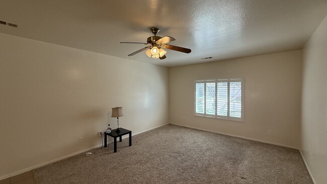 Building Photo - 142 W Reese Ave