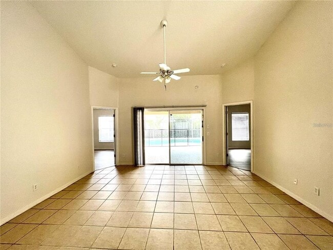 Building Photo - 1140 Cedarwood Way