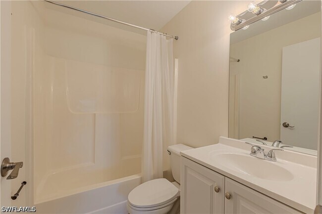Building Photo - 5343 Treetops Dr