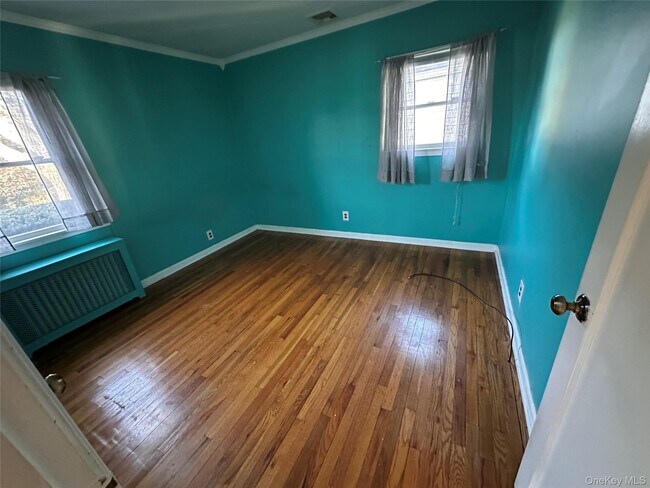 Building Photo - 91 7th St