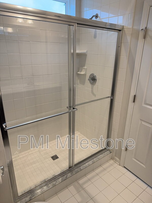 Building Photo - 13255 Dowdens Ridge Dr
