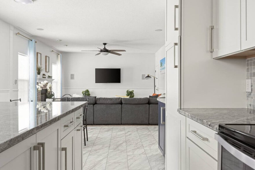 Building Photo - 3766 White Cliff Way