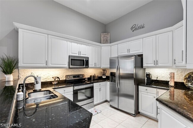 Building Photo - 6051 Shallows Way