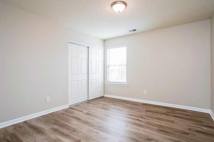 Building Photo - 5901 Roteny Court