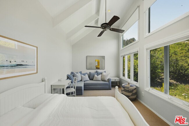 Building Photo - 26723 Latigo Shore Dr