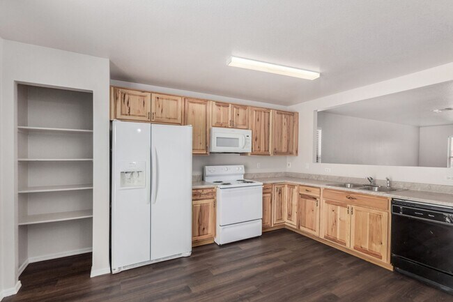 Building Photo - Charming 3 bedroom in El Mirage!