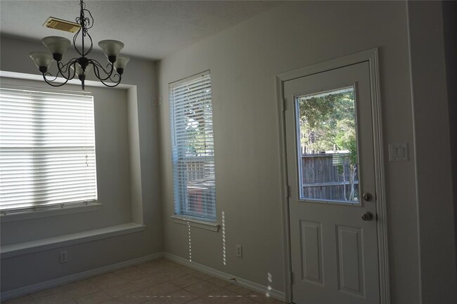 Building Photo - 17238 Laguna Trail Dr