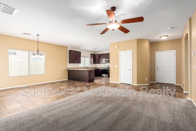Building Photo - 28123 N Quartz Dr