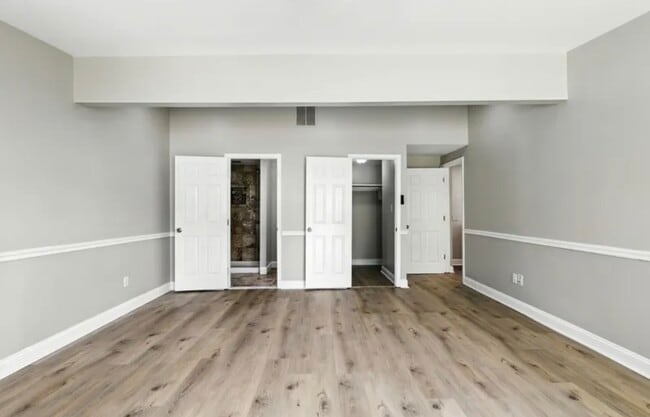 Building Photo - Rolling Rd2