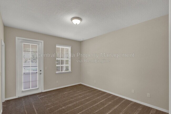 Building Photo - 8644 Elder Ln