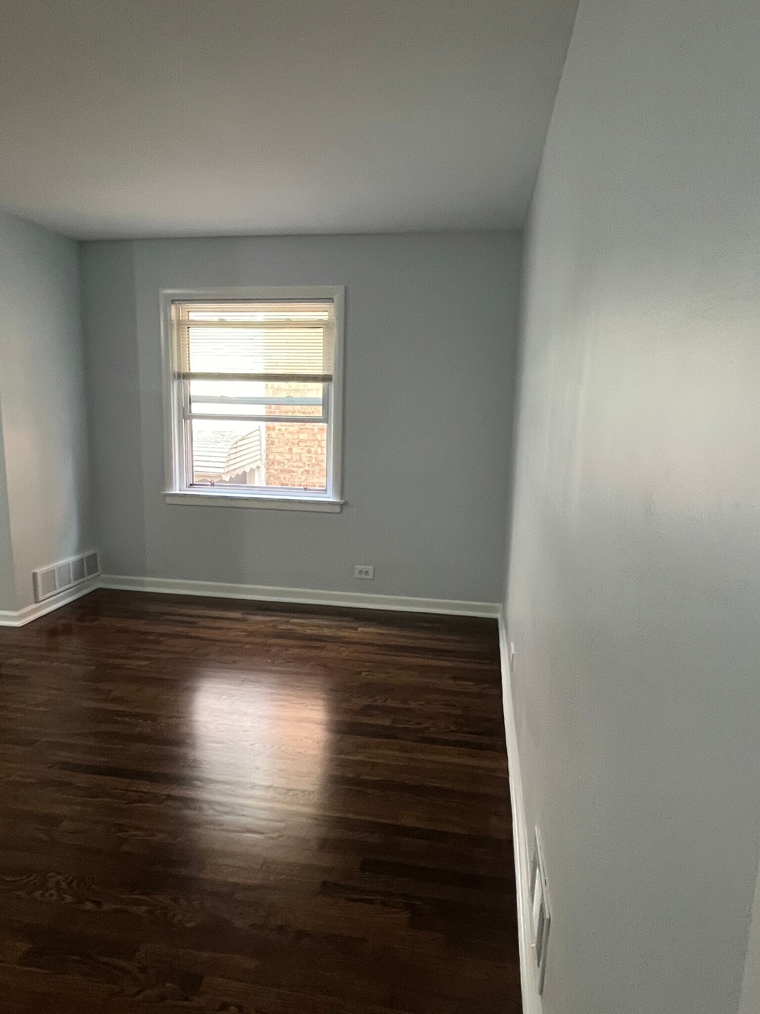 Living Room - 728 Dobson St