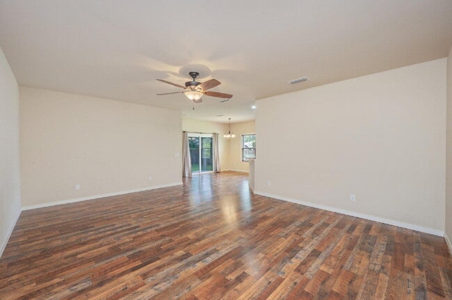 Building Photo - 646 Hunters Ridge Rd