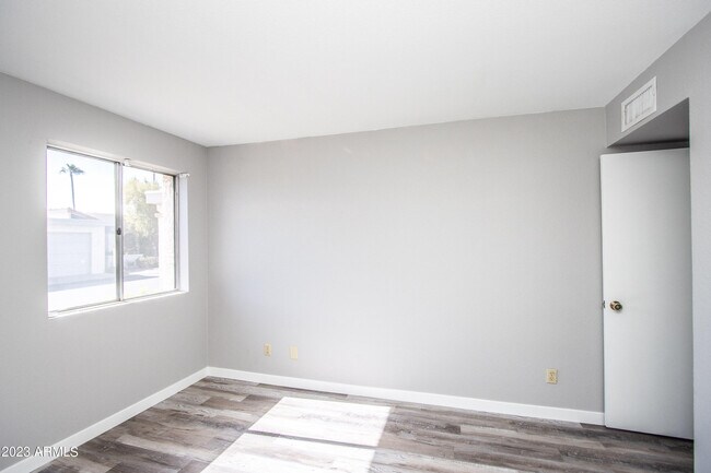 Building Photo - 6115 N 13th St