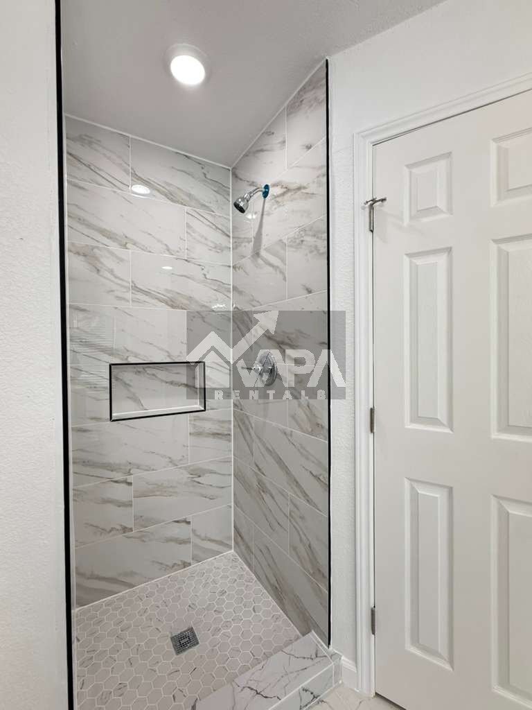 Building Photo - 7135-7135 Grassy Trail
