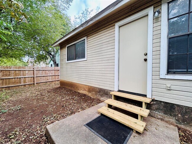 Building Photo - 9317 Kempler Dr