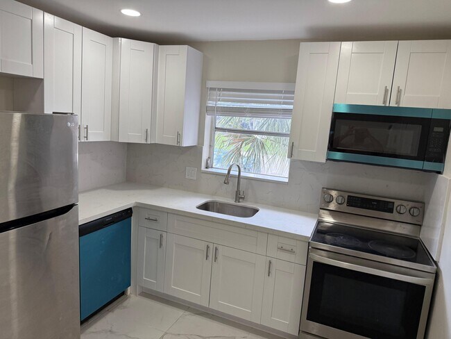 Building Photo - 841 NW 39th St