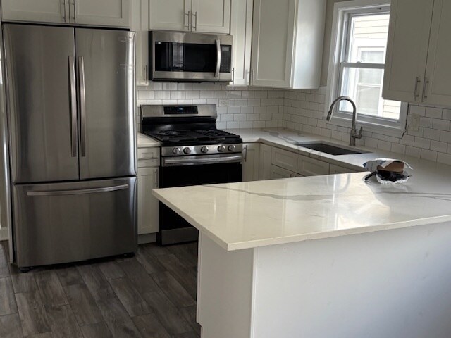 Building Photo - 5619 N Menard Ave