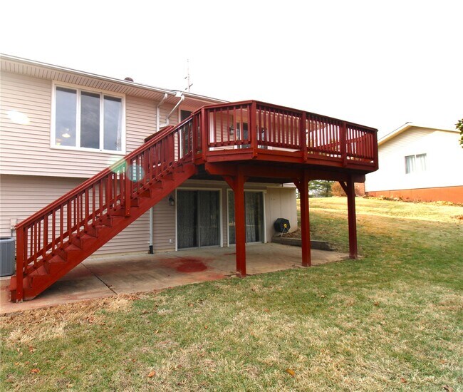 Building Photo - 736 Henry Ave