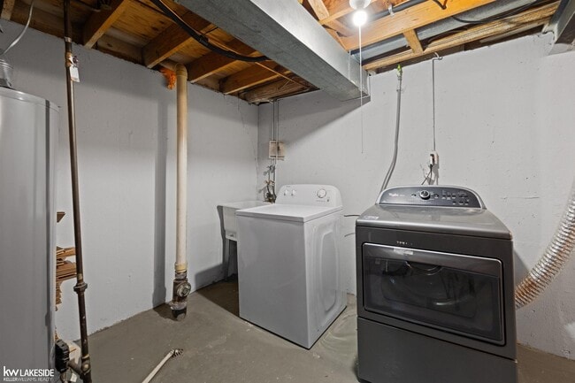 Building Photo - 2012 Orchard Crest St