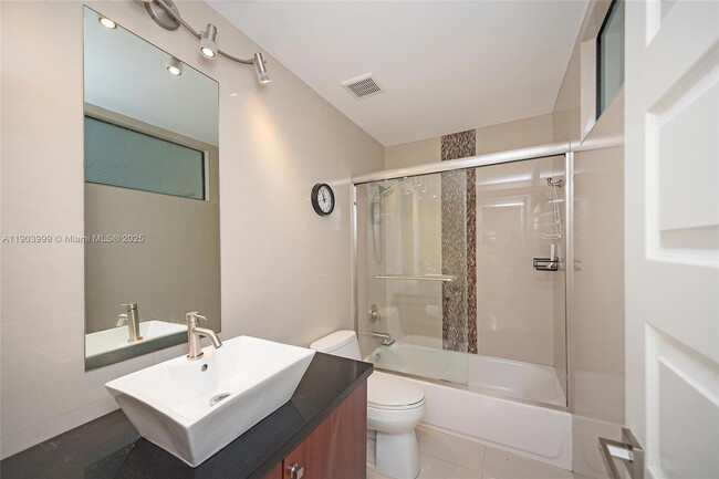 Building Photo - 9318 NW 50th Doral Cir S