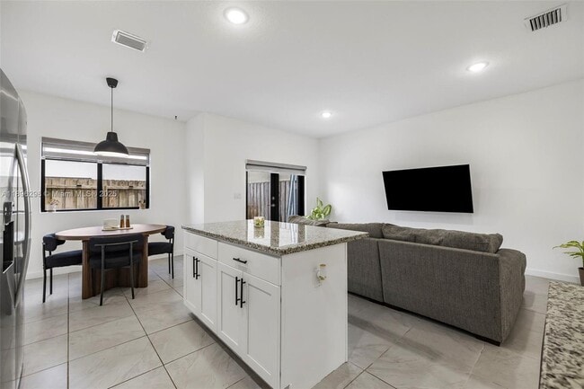 Building Photo - 13353 SW 250th Terrace
