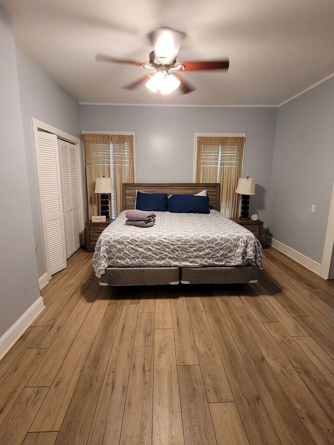 Building Photo - Beautiful 3 Bedroom 2 bath home