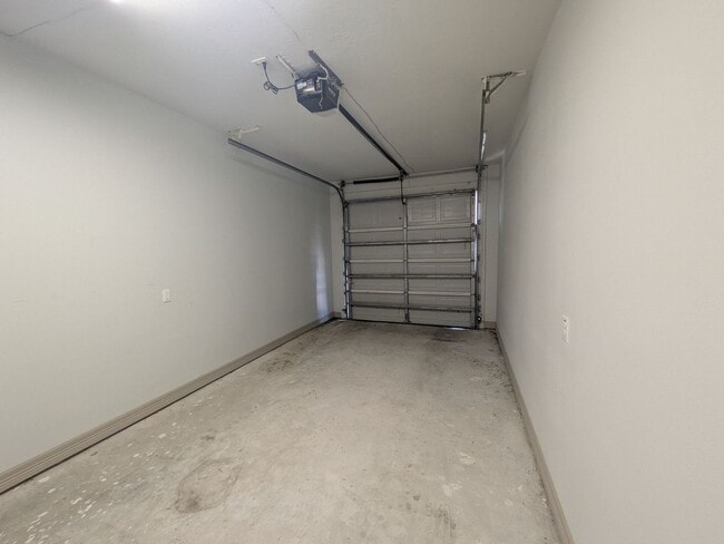 Building Photo - 2925 Pecos St