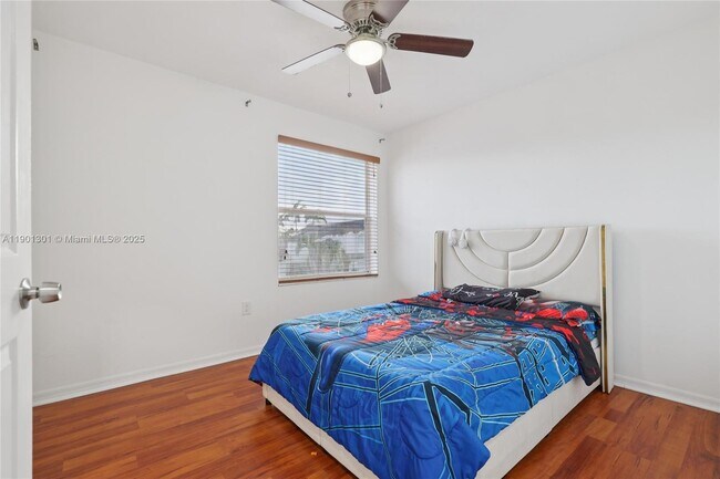 Building Photo - 14804 SW 155th Pl