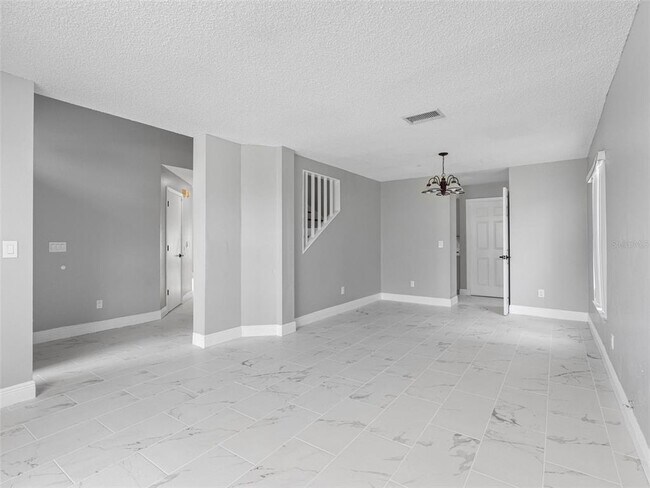 Building Photo - 8841 Key W Cir