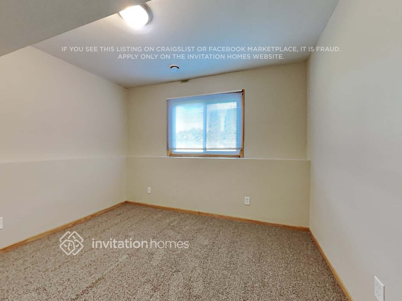 Building Photo - 13155-192 1/2 192 1/2 Ln NW