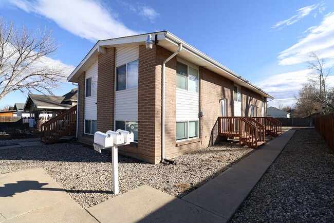 Building Photo - Loveland 2BR with Laundry and Balcony