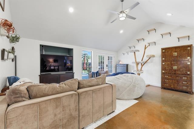 Building Photo - 1617 Oak Creek Dr