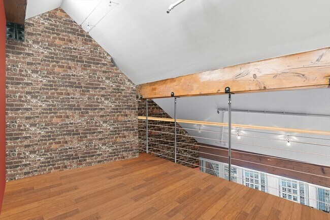 Building Photo - 39 Commercial Wharf