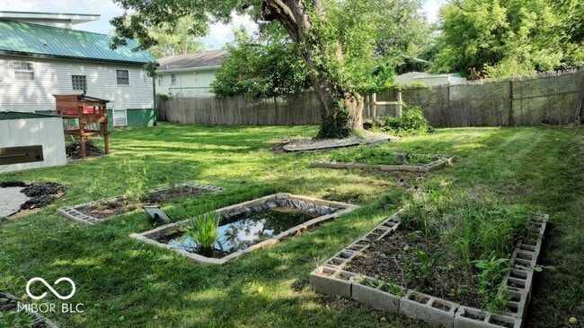 Building Photo - 2600 S Bryan St