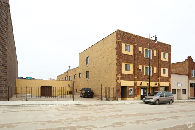 Building Photo - 10 1st St SW