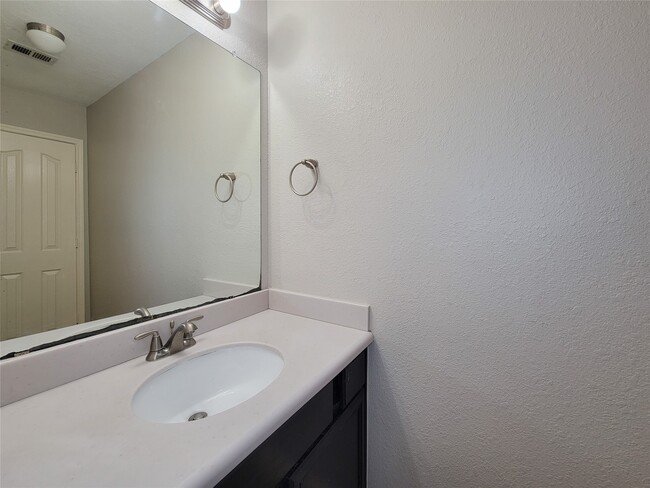 Building Photo - 17146 Amarose Dr