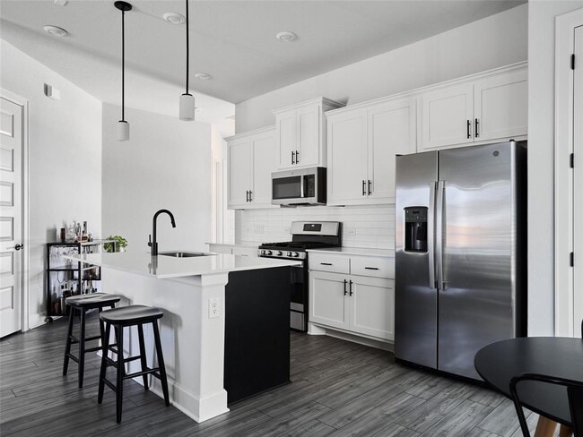 Building Photo - 4707 Sea Salt Dr