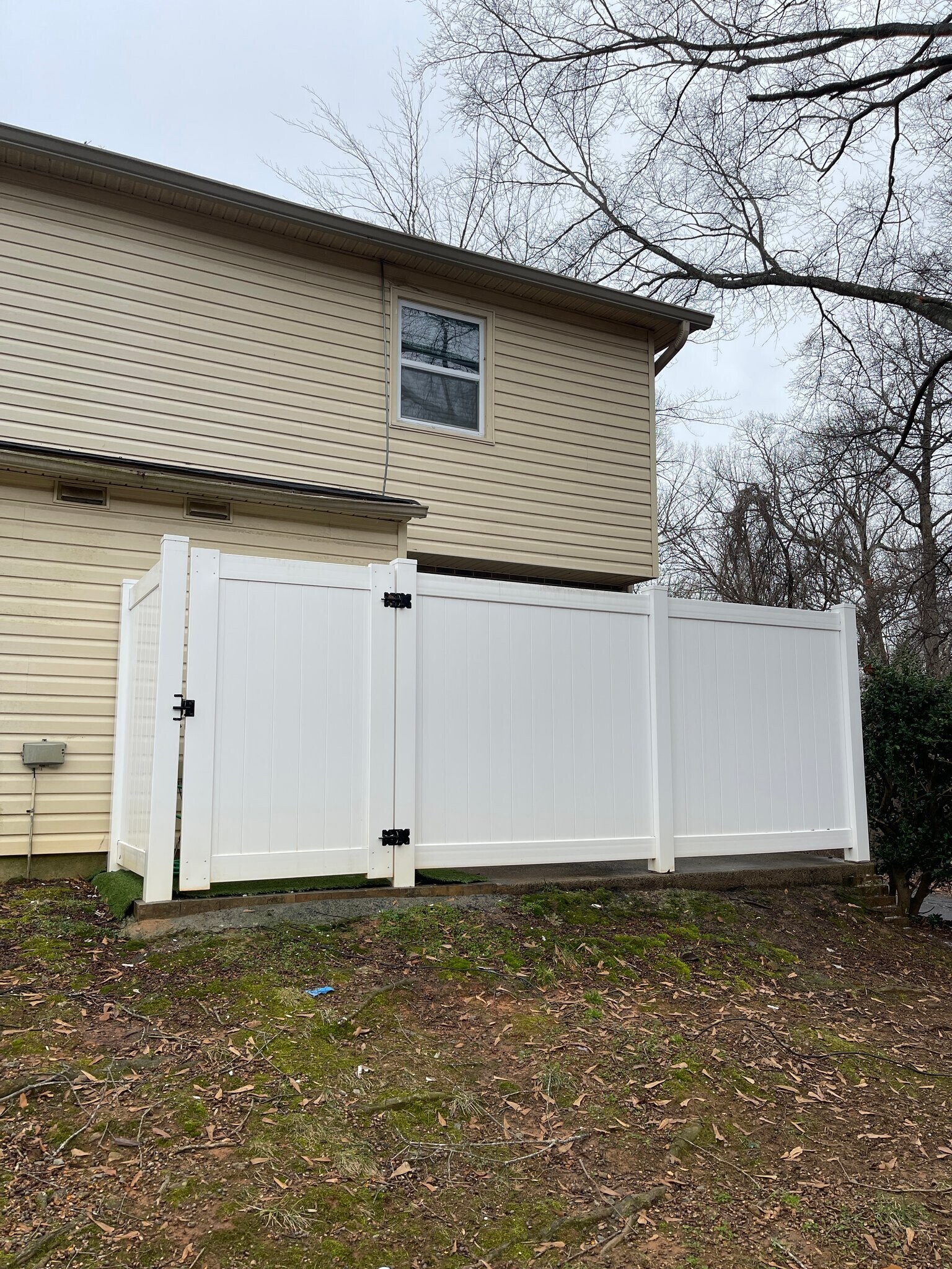 Building Photo - 101 Royal Forest Ct
