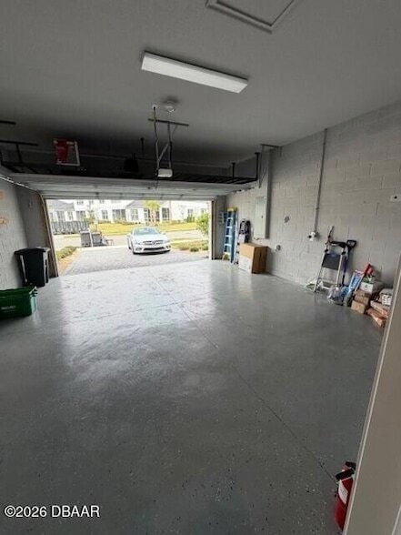 Building Photo - 6402 Hanfield Ln