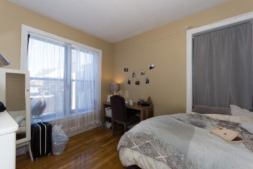 Building Photo - 29 High St